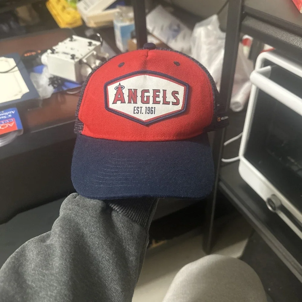 Los Angeles Angels Trucker Hat Mens OS Red Navy Snapback Mesh Patch Logo